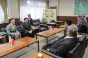 寧波市研修生の表敬訪問を受ける市長
