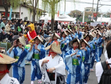 ガラシャ祭伊豆の国市音頭保存会の様子の写真