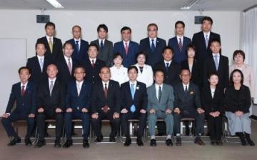 市議会議員の集合写真