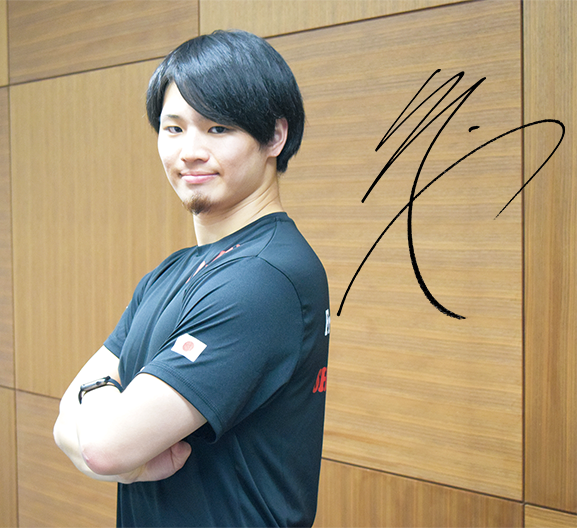 フリースタイルスキーモーグル選手の松田颯さんの写真