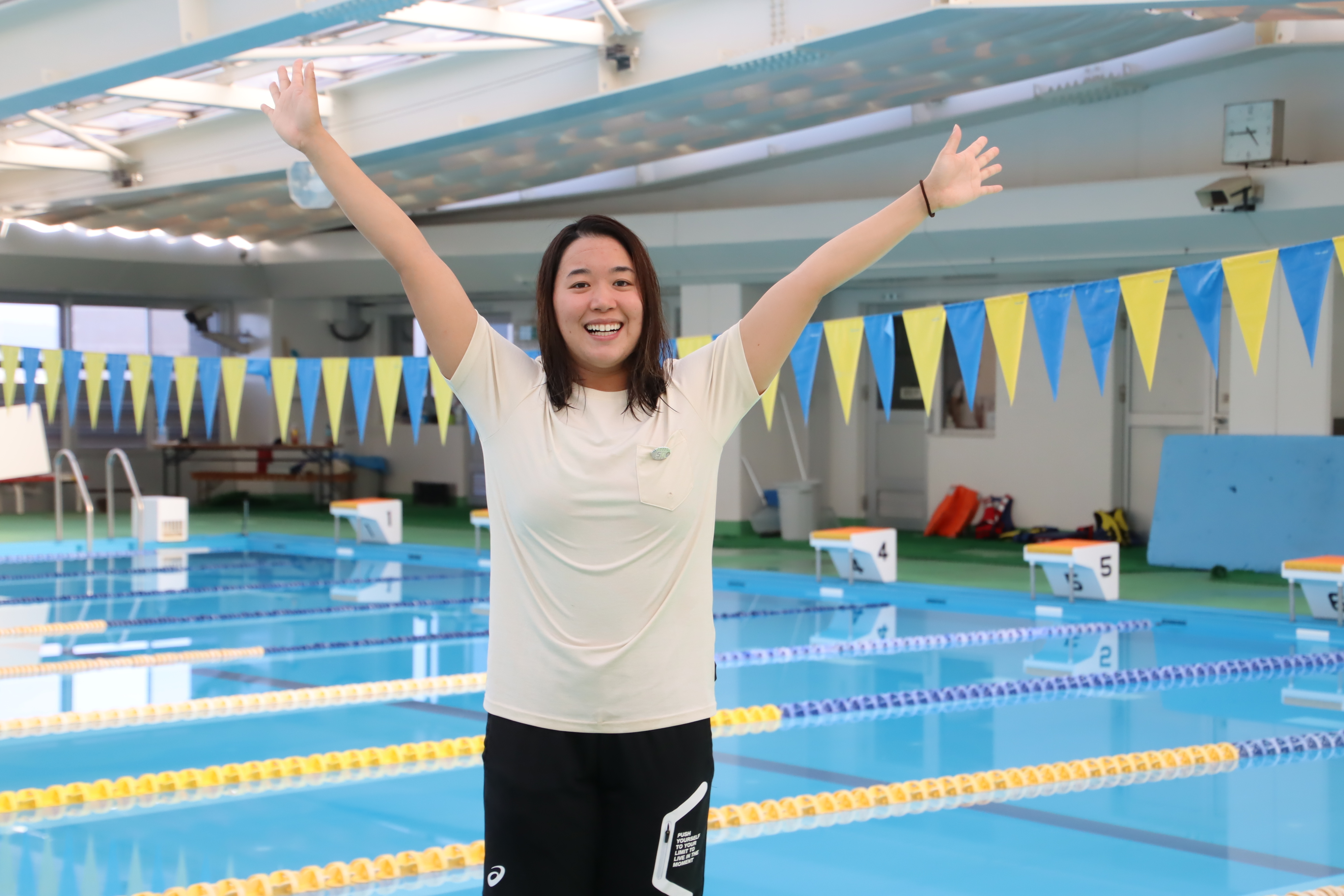 母校の長岡中学校を訪れた髙橋美帆さん