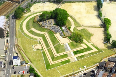 恵解山古墳　空撮